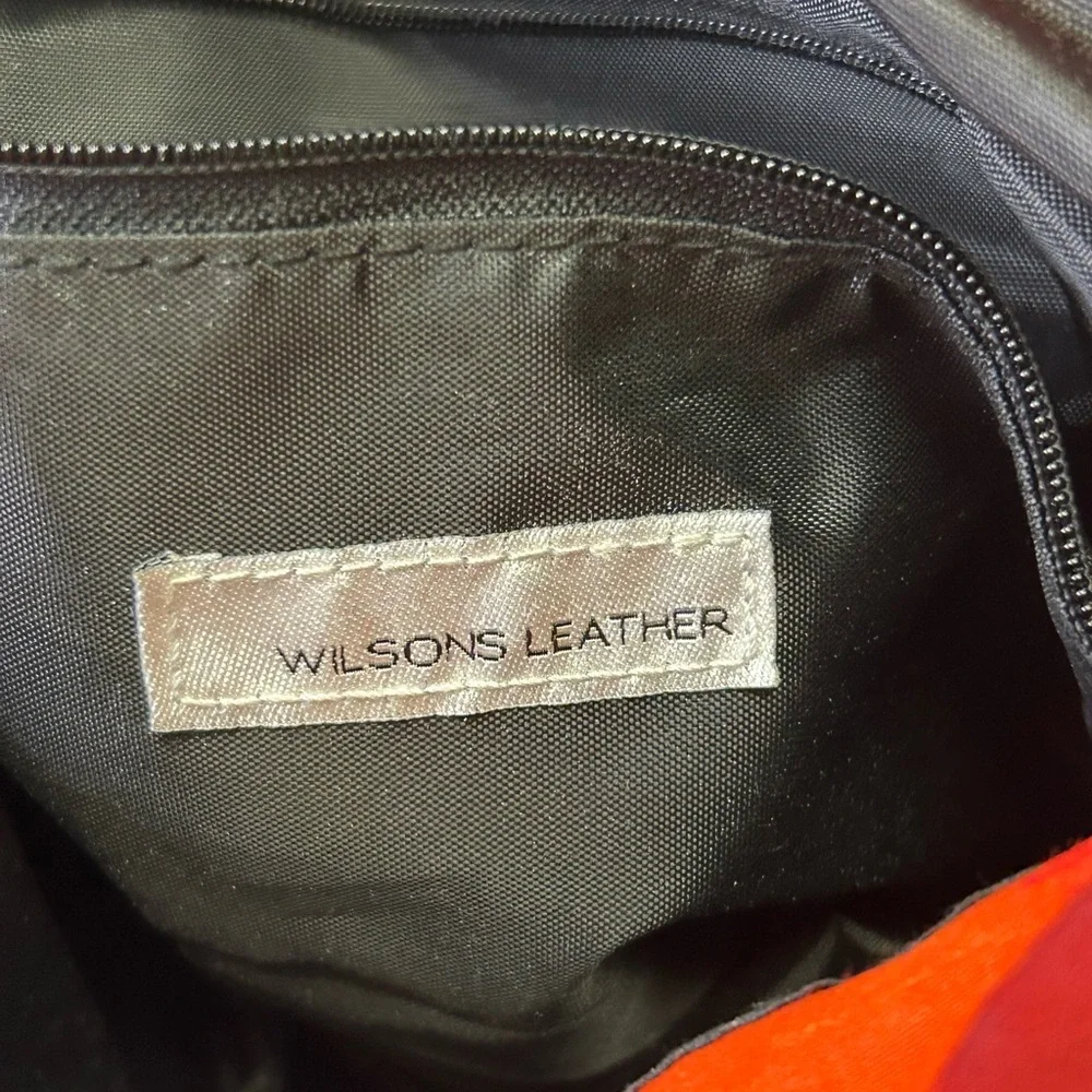 🧡”Wilson’s Leather” NWOT Floral Multicolor Shoulder Bag w/ Multiple Pockets💜 - Picture 10 of 15